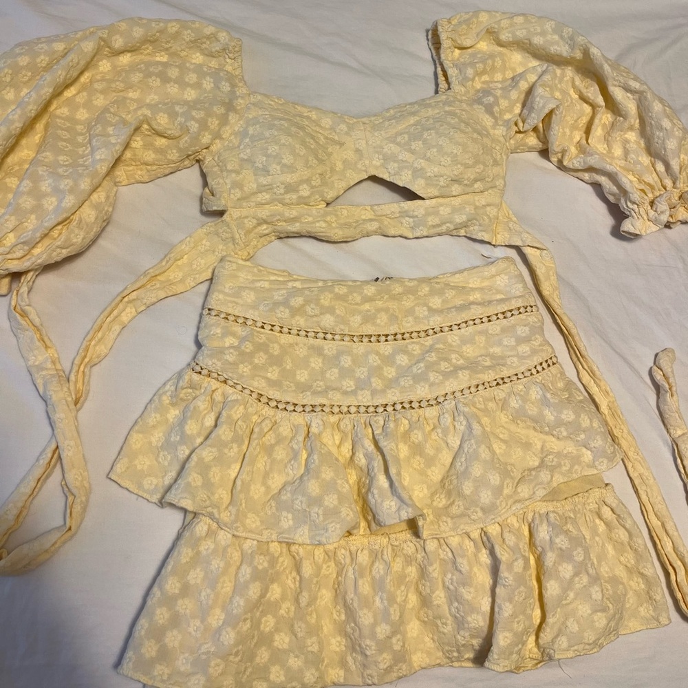 MARBLE Pale Yellow Floral Mini Dress Two-Piece Set
